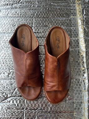 Women's Tan Leather Open-Toe Mules